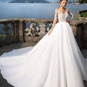 Robe trapèze col en V